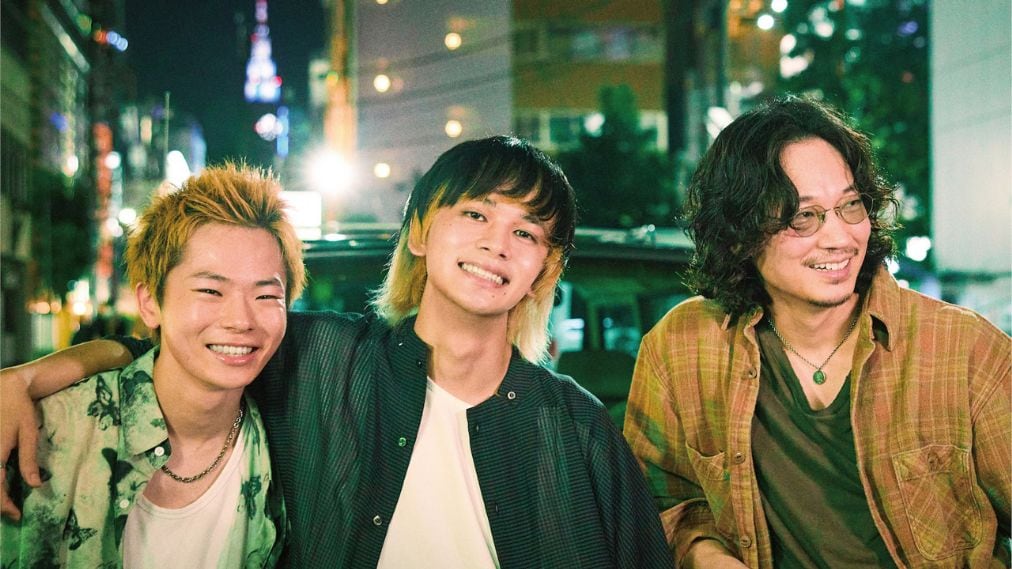 愚か者の身分 場面写真1